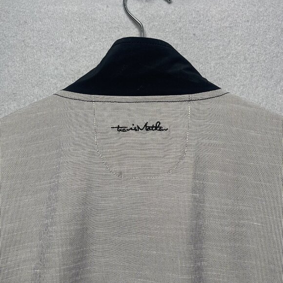TravisMathew Mens North Ranch Full-Zip Golf Jacket M Black & Gray - Picture 6 of 7